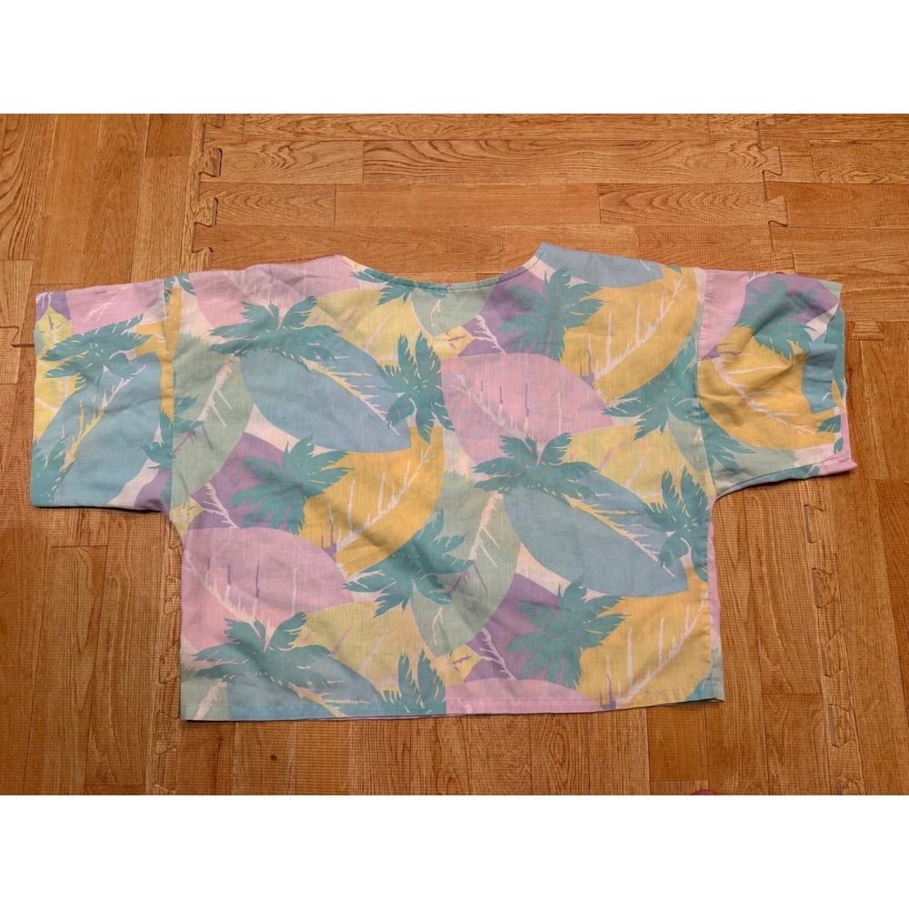 Vintage 3 Piece Tropical Pastel Palm Leaf Crop Top Skirt and Shorts Set Womens